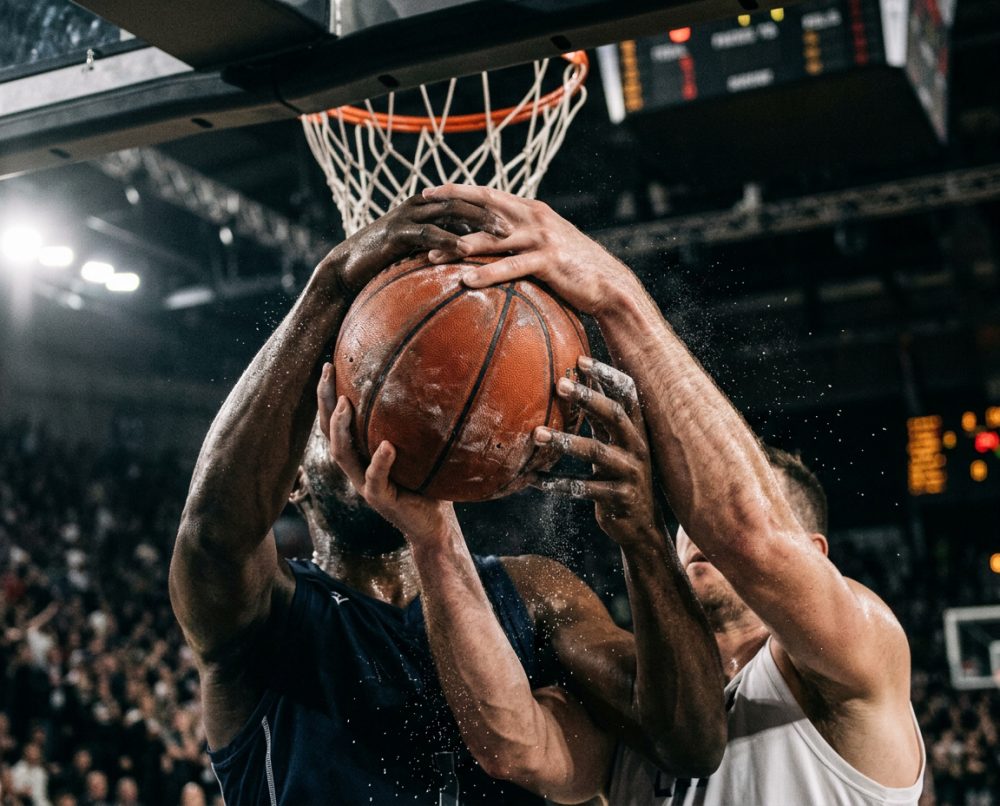 NBA数据里程碑：圣安东尼奥马刺与萨克拉门托国王各自逼近的新刻度